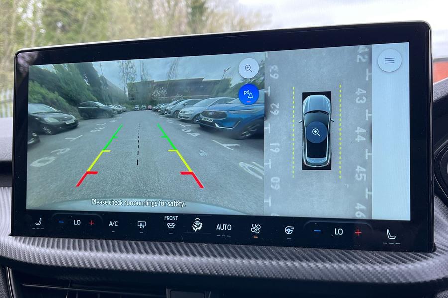 Ford Kuga Photo autoimg-898d2f920beac9bb2d14e345b8b90fce8daade6d.jpg