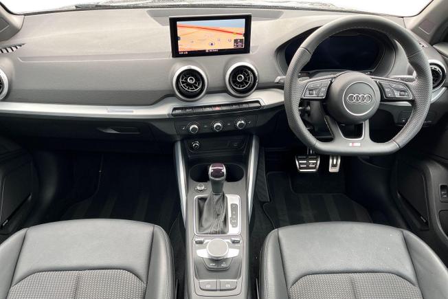 AUDI Q2 Photo 10
