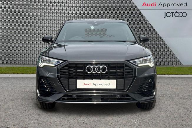 AUDI Q3 Photo 8