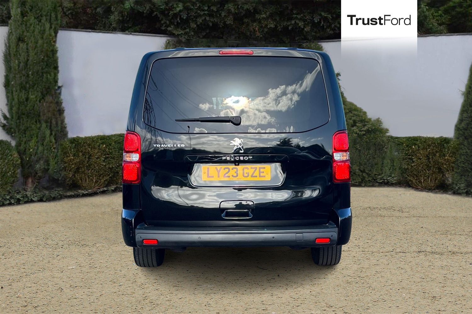 Peugeot TRAVELLER Photo 6