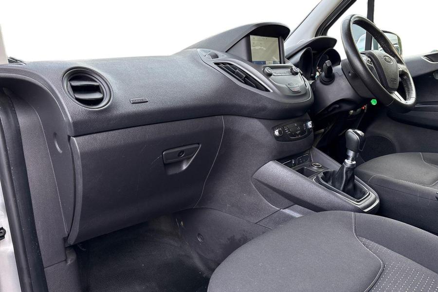 Ford TRANSIT COURIER Photo autoimg-8992ed017912c82892dc3b507dd4c7ef8fe92a8f.jpg
