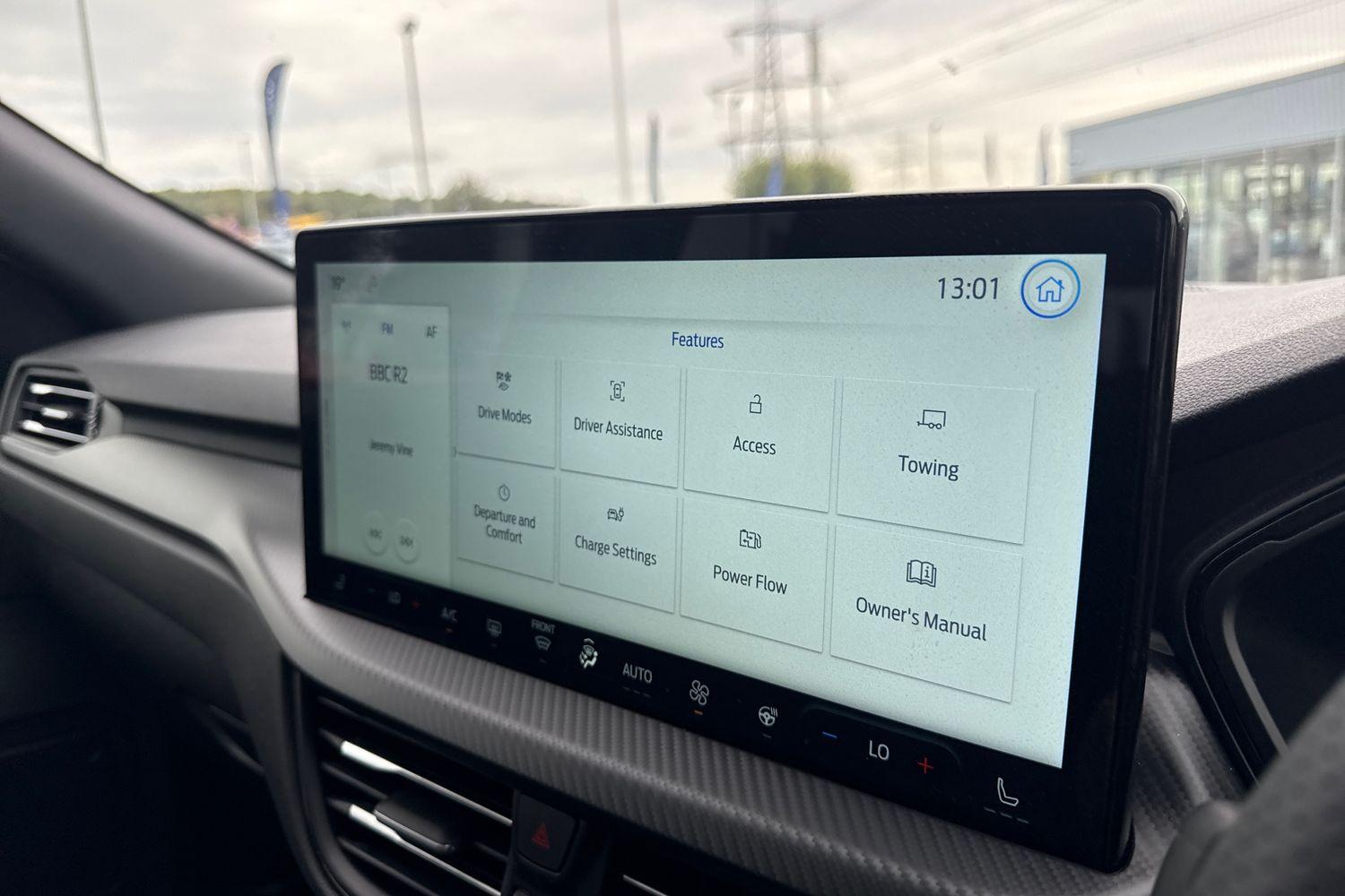 Ford KUGA Photo 28