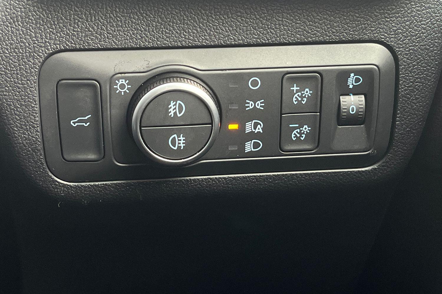 Ford KUGA Photo 24