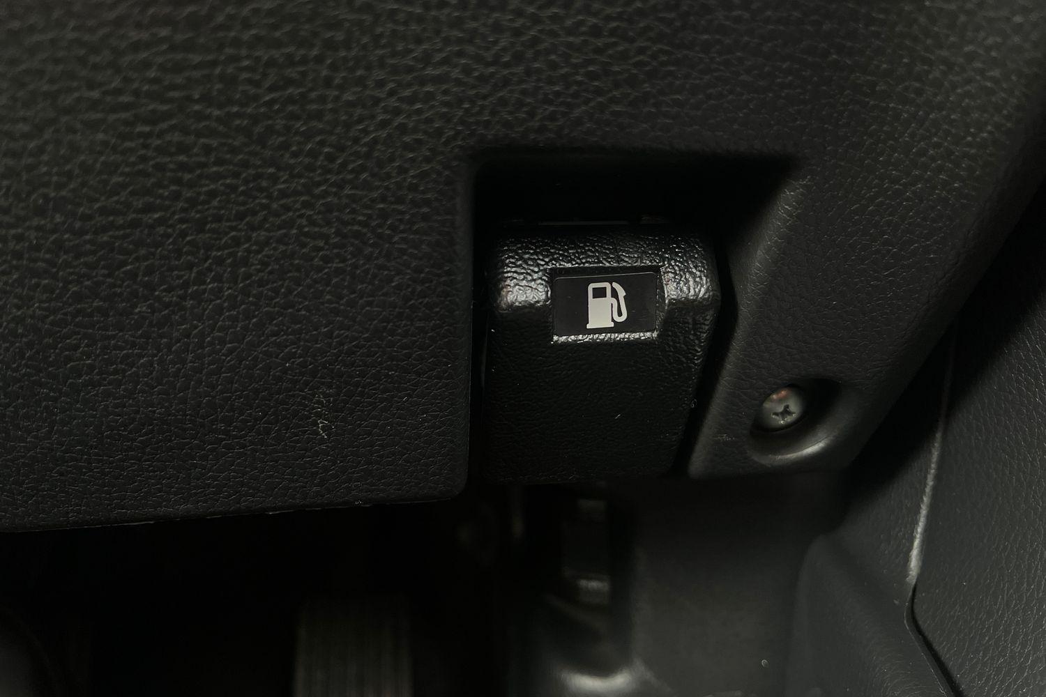 Mitsubishi L200 Photo 39