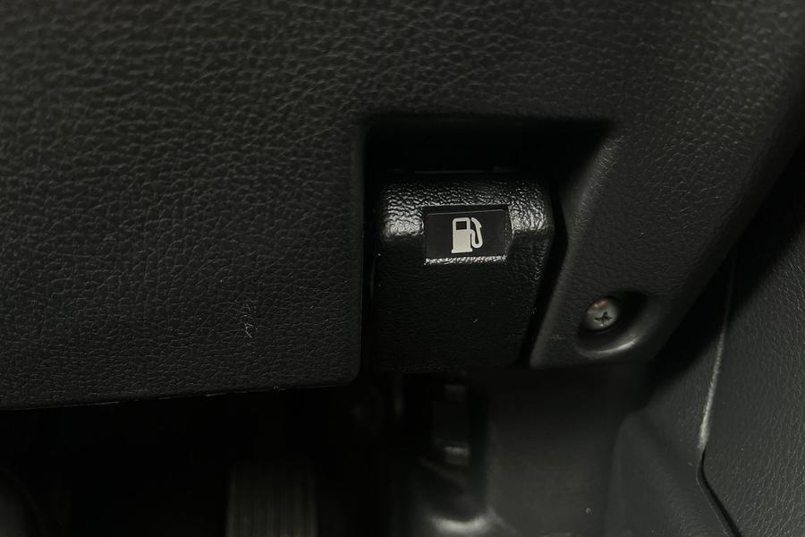 Mitsubishi L200 Photo autoimg-89950ab1a106060cb1a4ecd81be64bcafe0fb3c9.jpg