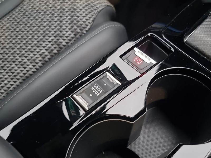 Used Peugeot 2008 LL72MVG 36