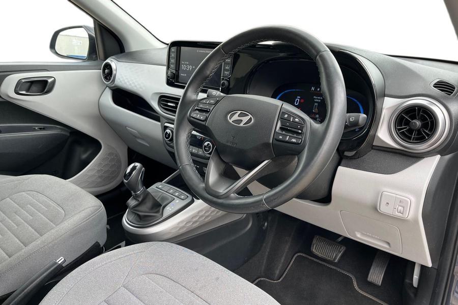 Hyundai i10 Photo autoimg-89a1d37422da05158ee557e3a71356753b666654.jpg