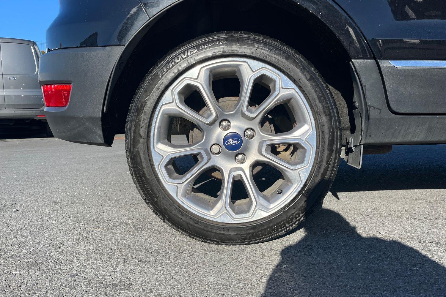 Ford ECOSPORT Photo 7