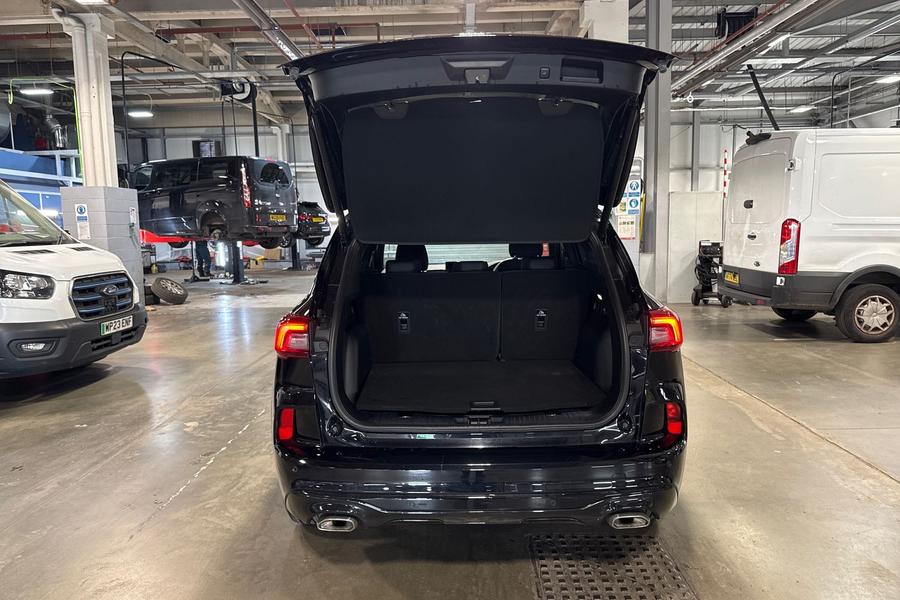 Ford Kuga Photo autoimg-89a6175a99604a347cc41b64266b83a96515c180.jpg
