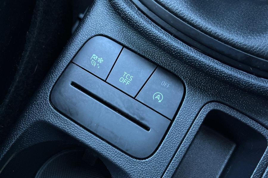 Ford Fiesta Photo autoimg-89a667c661b0dee95067bee7bd28814eacf01e2a.jpg