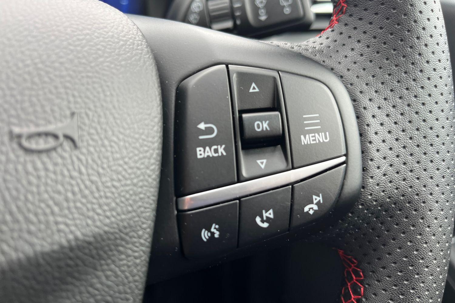 Ford KUGA Photo 30