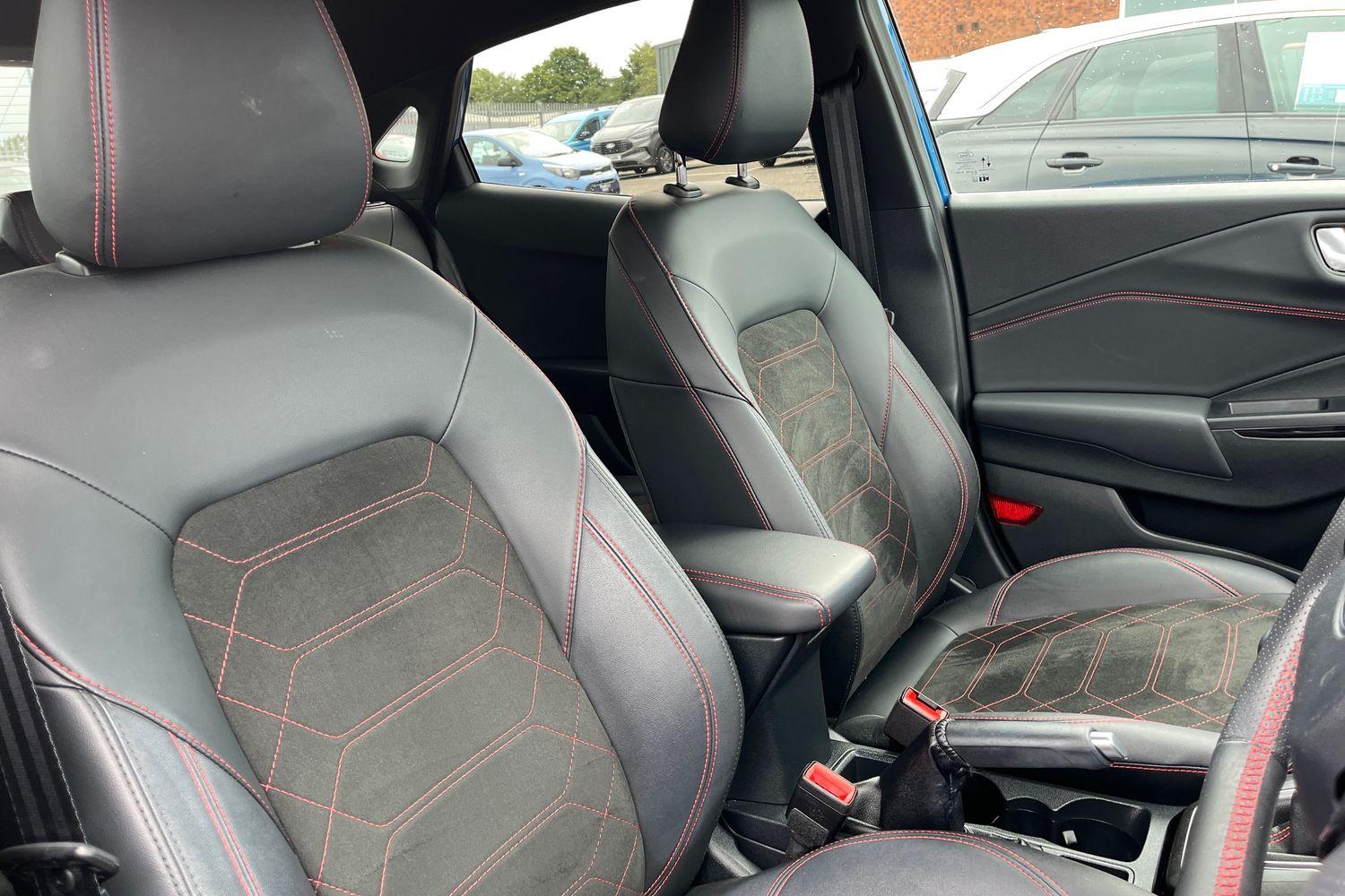 Ford PUMA Photo 16