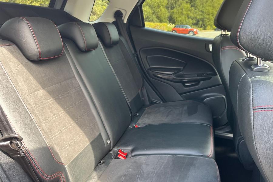 Ford ECOSPORT Photo autoimg-89b2be003bf6caf4b79c4ef4eb3e2767c50a8fc3.jpg