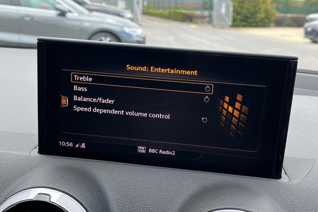 AUDI Q2 Photo 34