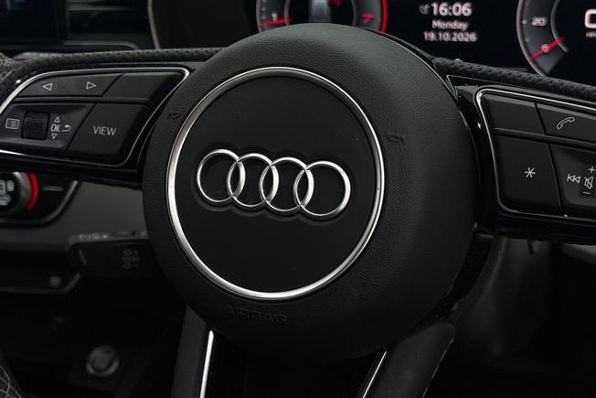 AUDI A4 Avant Photo 29