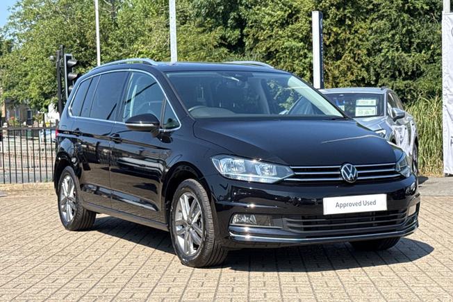 VOLKSWAGEN Touran Photo 45