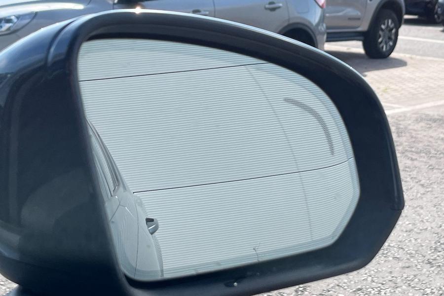 Volvo XC40 Photo autoimg-89bf8a6f45bca08e3157aa8ca3a35c63fc7b9212.jpg