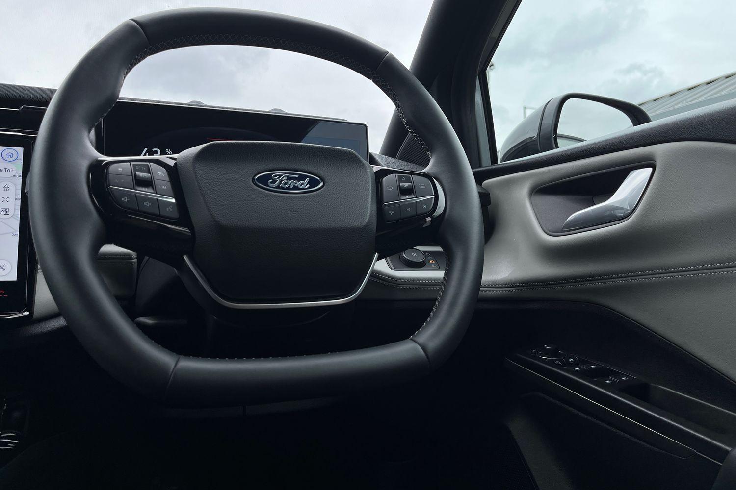 Ford Puma Gen-E Photo 11