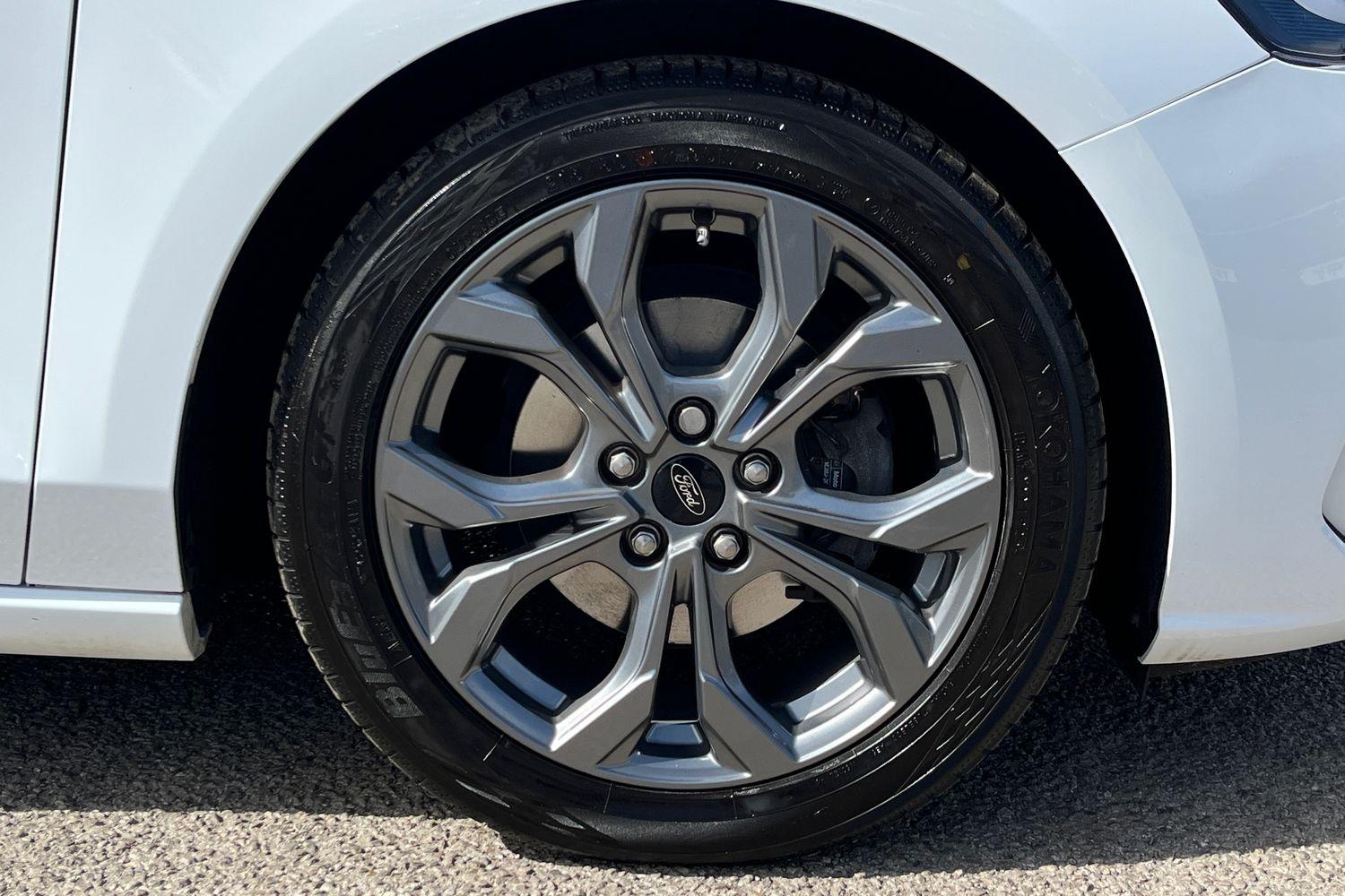 Ford Focus Photo 7