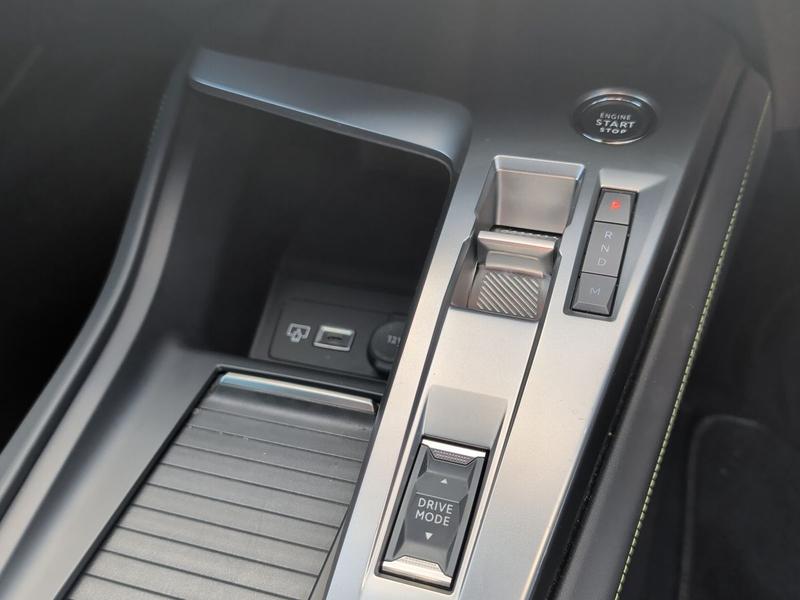 Used Peugeot 408 KM25UWU 39