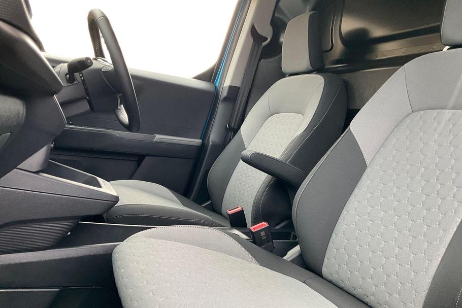 Used Ford E-Transit Courier 9