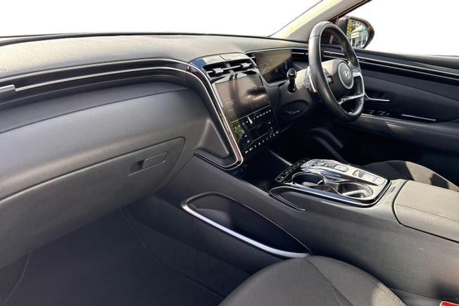 HYUNDAI Tucson Photo 2