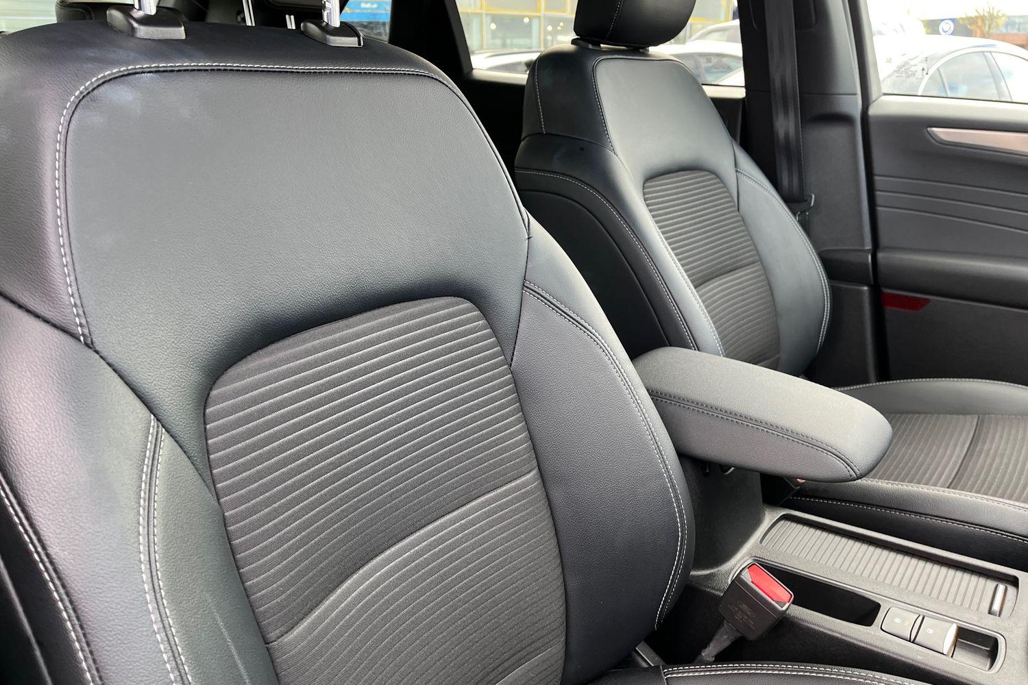 Ford Kuga Photo 16
