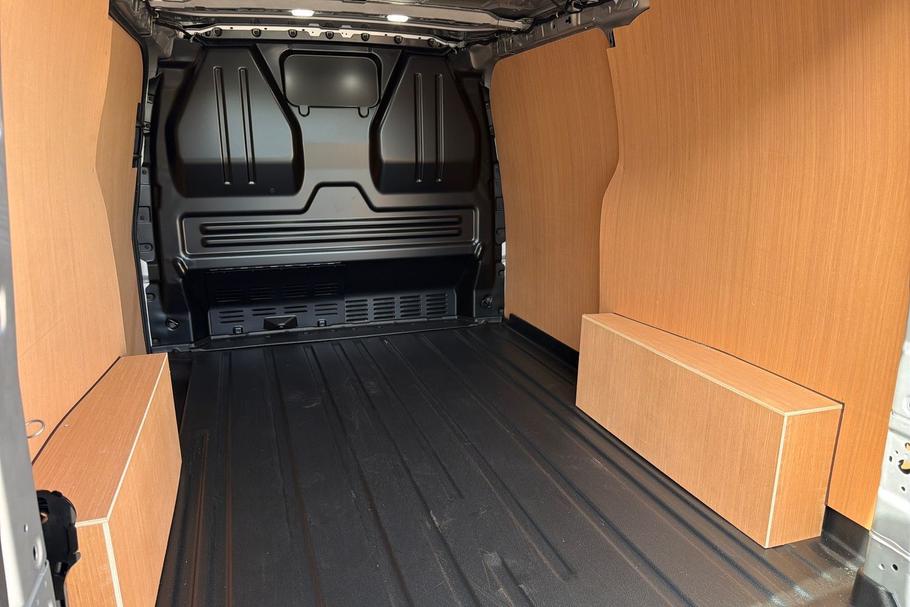 Used Ford TRANSIT CUSTOM YM25EZN 19