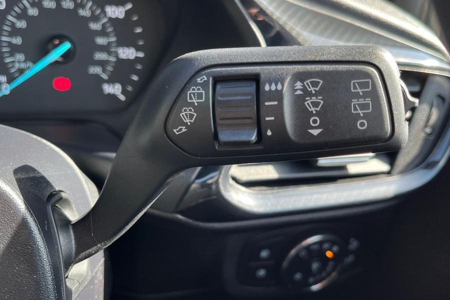 Ford FIESTA Photo autoimg-89cbe81e2c34ac49c4c436f3935dab4ba34b78c8.jpg