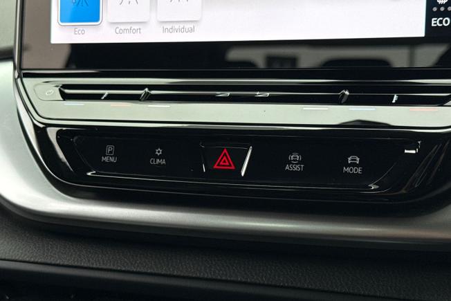 VOLKSWAGEN ID.4 Photo 24