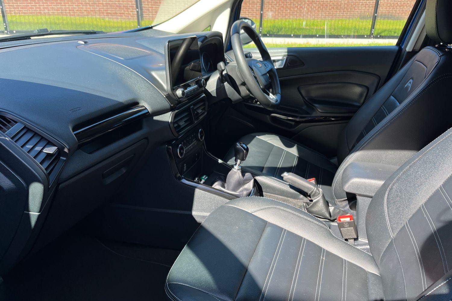 Ford ECOSPORT Photo 17