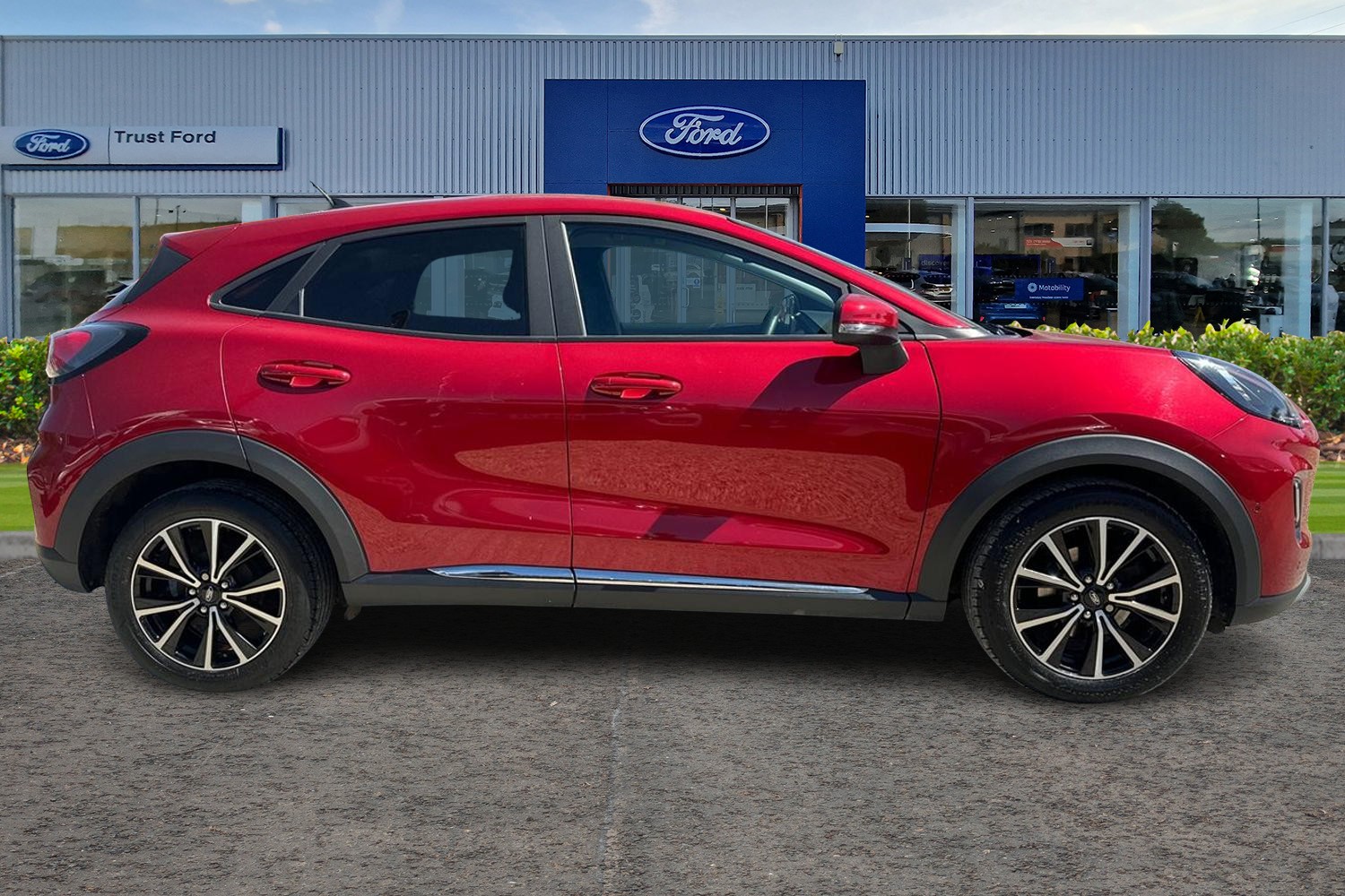 Ford PUMA Photo 2