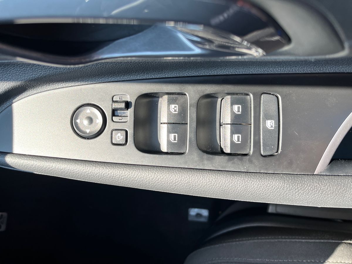 Hyundai BAYON Photo 24