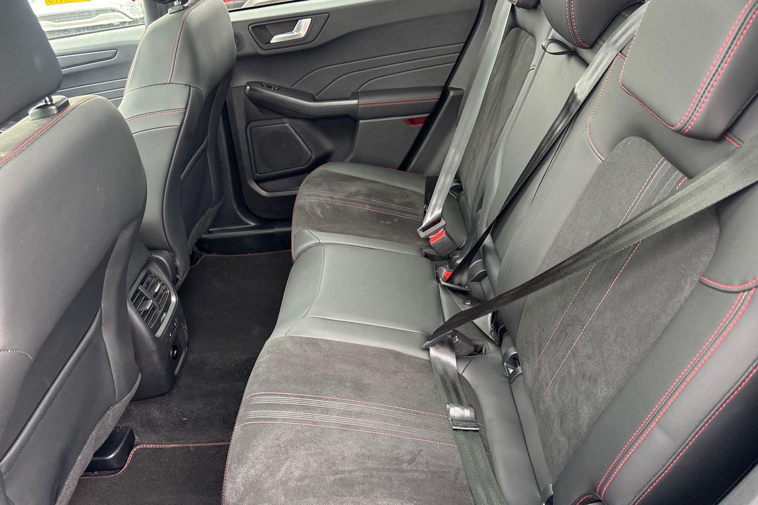Ford KUGA Photo 19