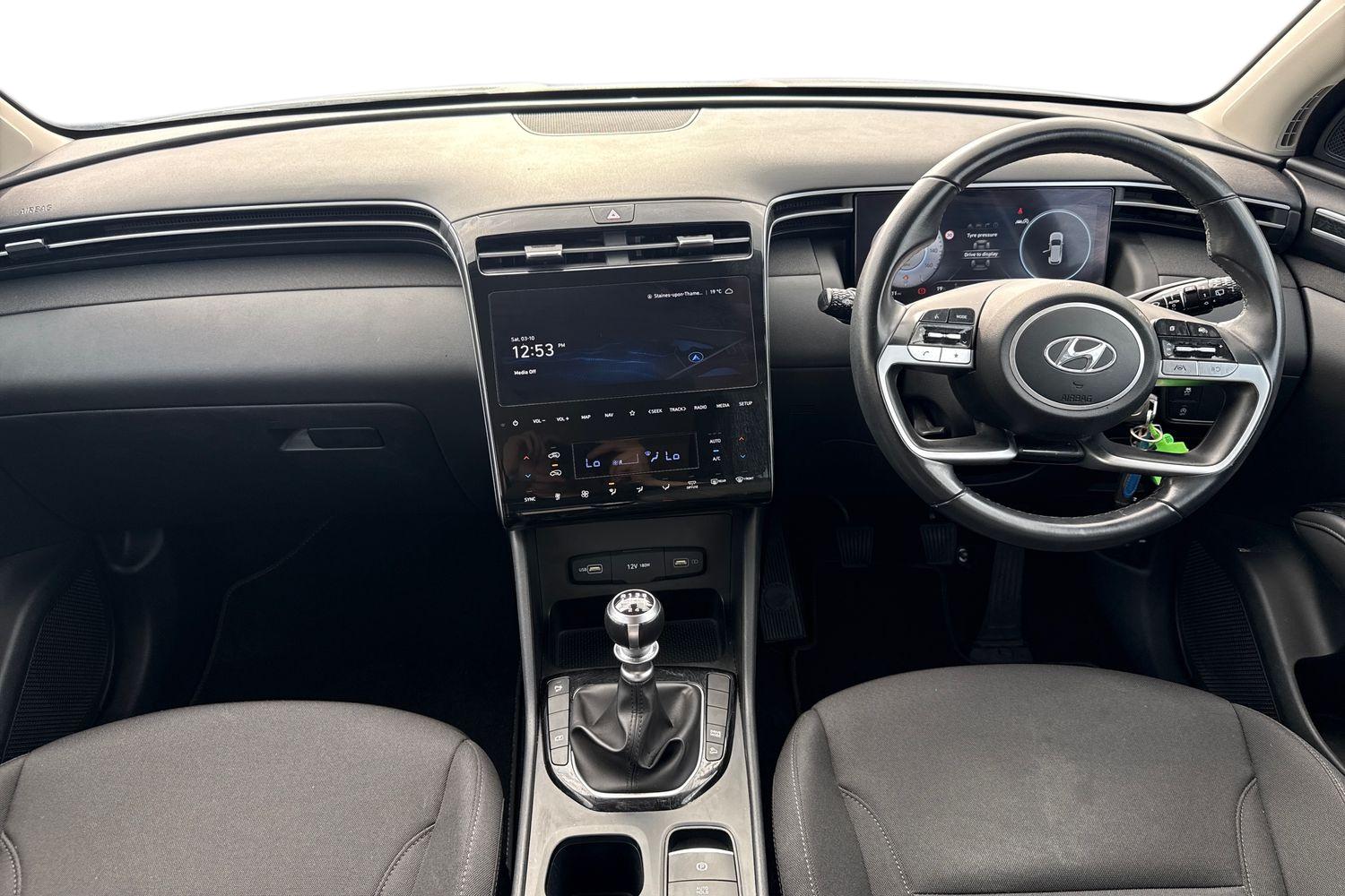Hyundai TUCSON Photo 9
