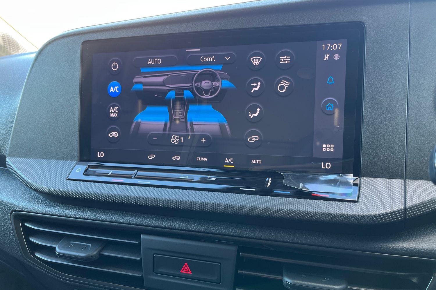 Ford TRANSIT CONNECT Photo 27