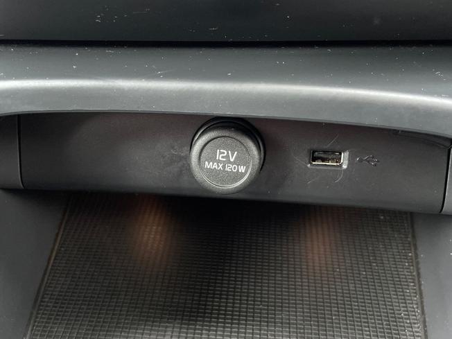 VOLVO Xc40 Photo 40