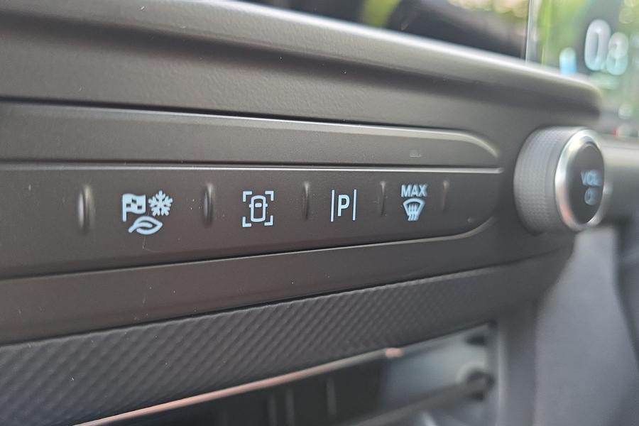 Ford TRANSIT CUSTOM Photo autoimg-89d7f2d8462f1d6e15ff09b2e56fb2d1ff29acd7.jpg