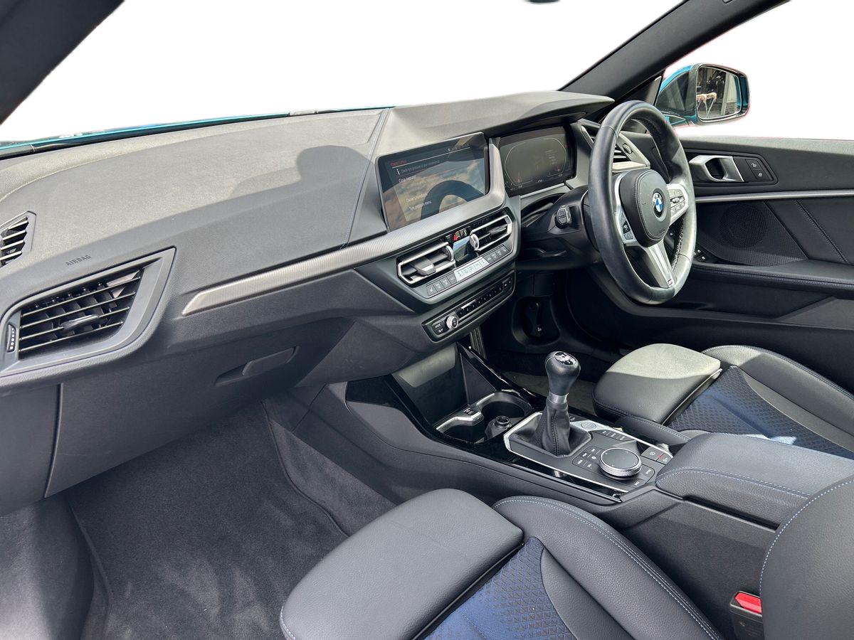 BMW 2 Series Gran Coupe Photo 2
