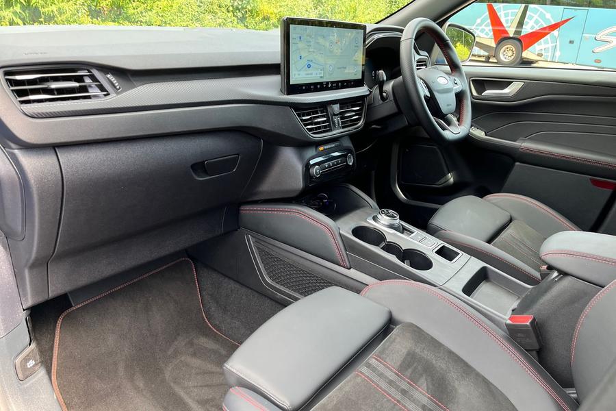 Ford Kuga Photo autoimg-89da9ae0d925fab4c497b80f67c7cee2cd2f3513.jpg