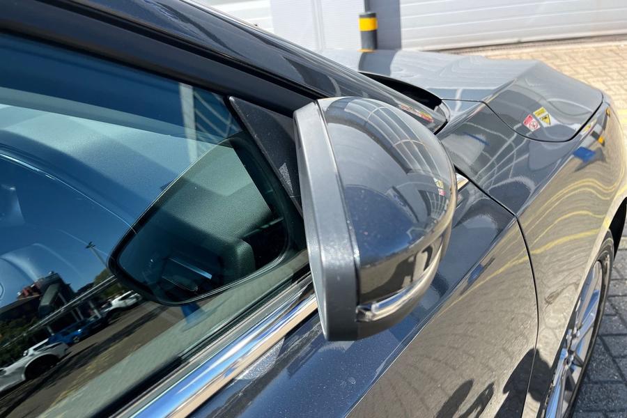 Ford Focus Photo autoimg-89db7aeee48653a67440437e8f4a2bf39ee93b75.jpg