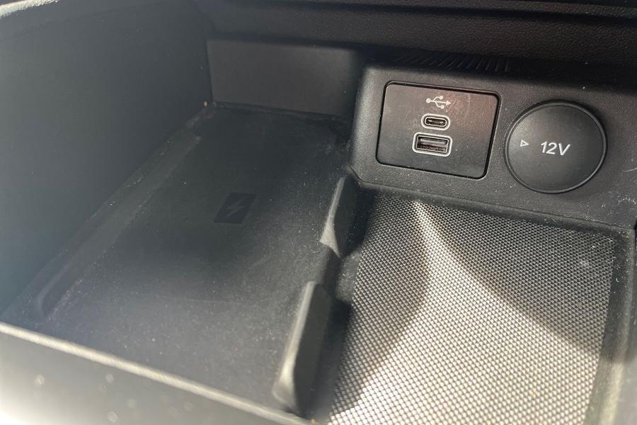 Ford FOCUS Photo autoimg-89dc28d16512a4de9dd8a9dff947831ab3d68191.jpg