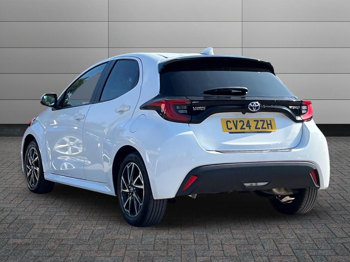 Toyota Yaris Photo 1