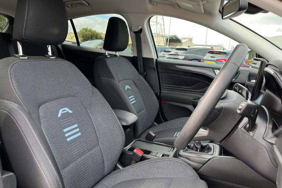 Ford Focus Photo autoimg-89e0ba1428dadec8f3780814de00154945d9d035.jpg