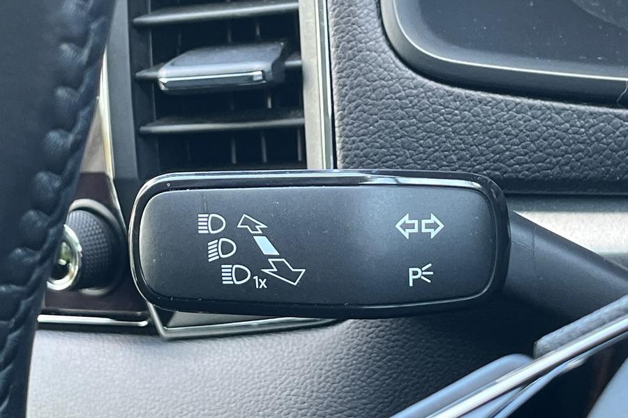 Skoda Karoq Photo autoimg-89e25baf1ab1e58bc56a4d2c697cc29bd4c55d69.jpg