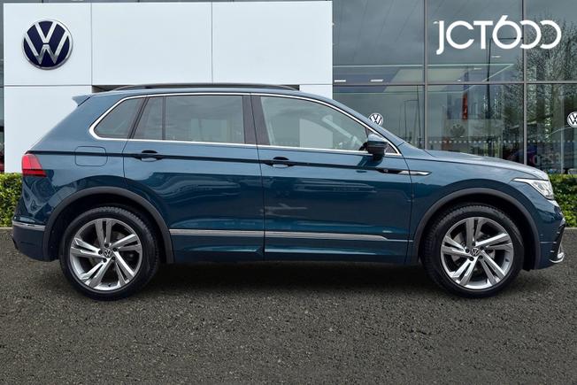 VOLKSWAGEN Tiguan Photo 4