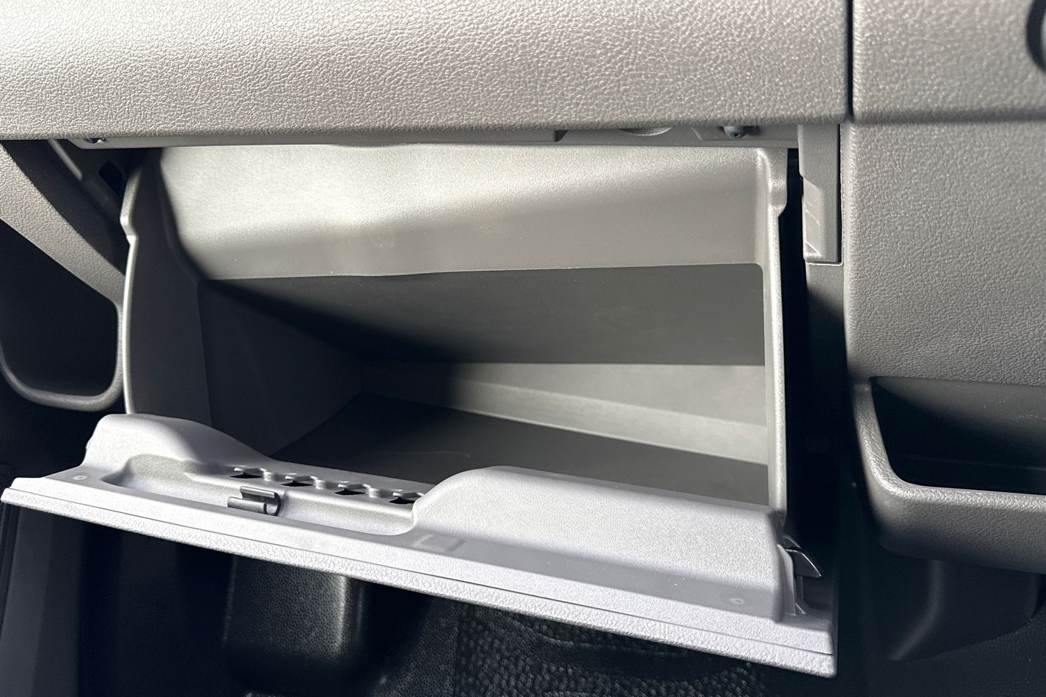 Ford E-TRANSIT Photo 37