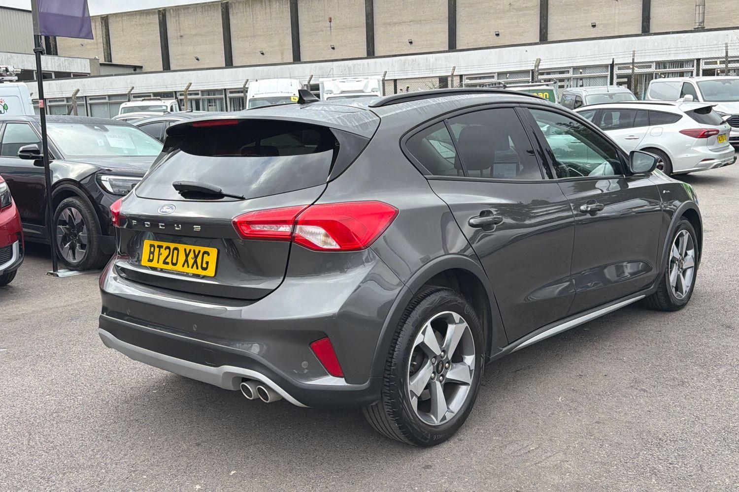 Ford Focus Photo 36