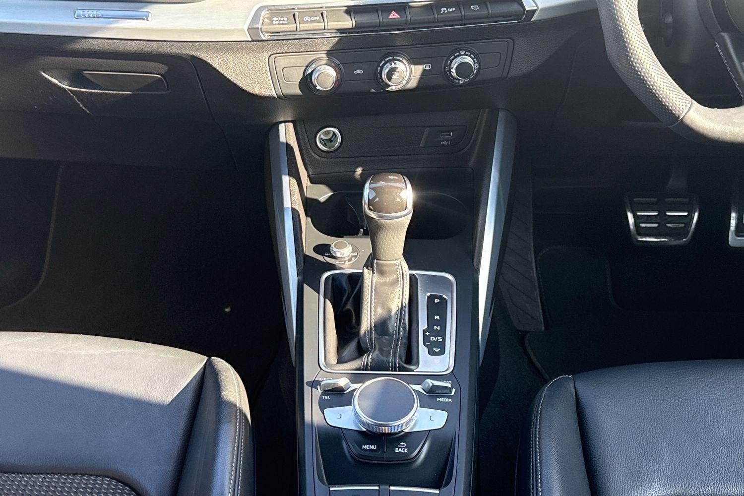 Audi Q2 Photo 23