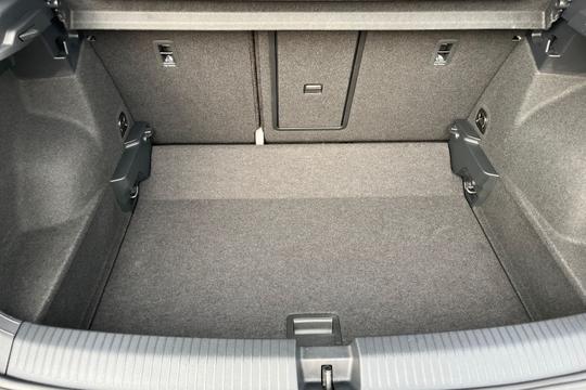 Volkswagen T-roc Photo autoimg-89f3b5fa8a4f70085ac34128e6968f6f76d38961.jpg